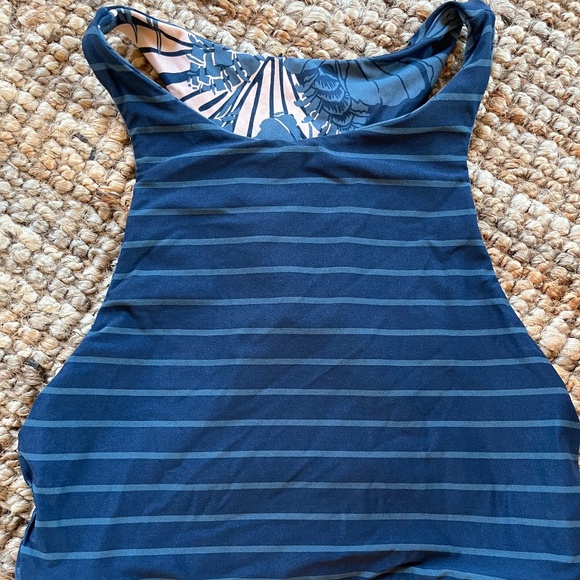 Carve Designs Reversible Top - Picture 2 of 3